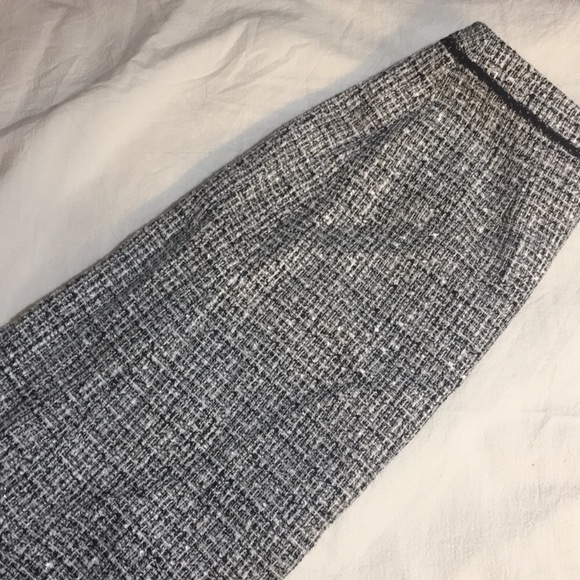 H&M blazer & skirt set - Picture 5 of 5